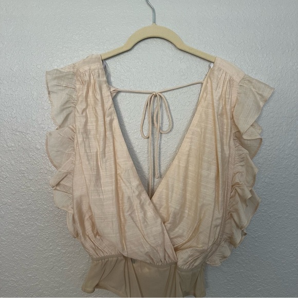 🌟 $10 or Less + BOGO on Sale Items! 🌟 Lulus Ruffle Strap Bodysuit - Picture 1 of 4